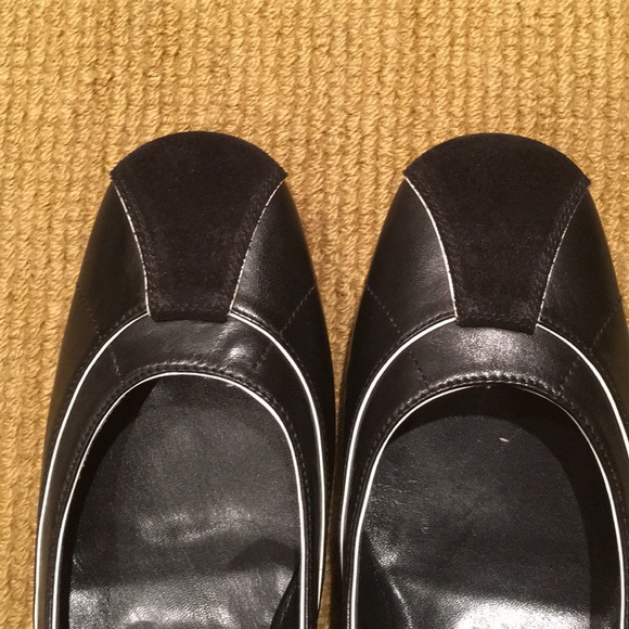 Authentic Prada black Mary Jane - Picture 6 of 6